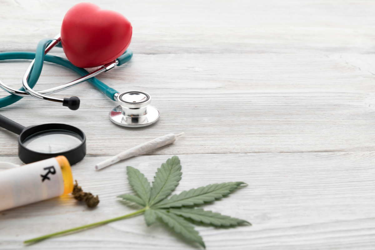 Marihuana medyczna a recepta na lepszą jakość życia: Jak pacjenci doświadczają jej korzyści na własnej skórze?